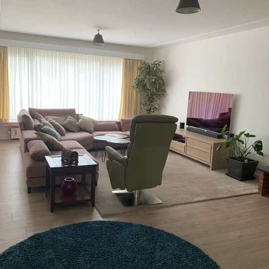 Appartement te huur - Photo 1