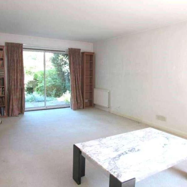 Newlands Avenue, Radlett, WD7 - Photo 1