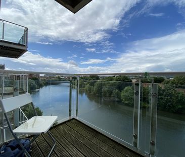 Porto House, Century Wharf, Cardiff Bay - Photo 5