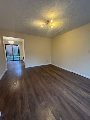 3 Bed Terraced House, Badminton Mews, E16 - Photo 1