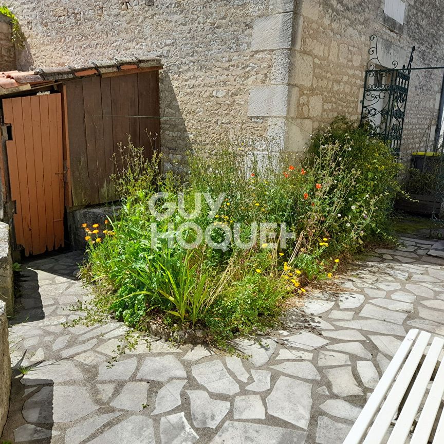 LOCATION : maison F3 (61 m²) à COULON - Photo 1