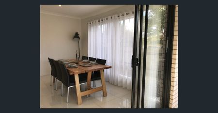 Beautifully Presented 5 Bedroom Home - Photo 5