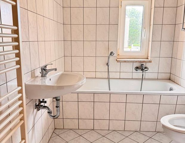 KLEIN ABER FEIN! Top Renovierte 2-Raum Wohnung in ruhiger Lage - Photo 1