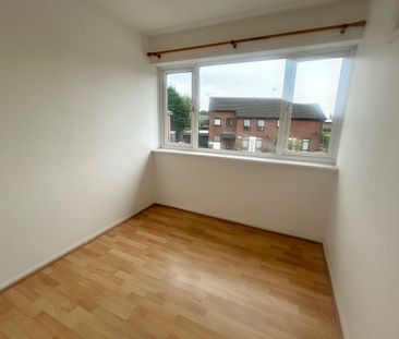 Guy Lane, Waverton, CHESTER - Photo 2