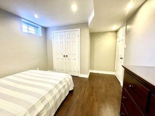 For Lease - 22 Newcastle Crescent, Richmond Hill, Ontario - Photo 1