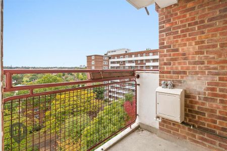 3 bedroom flat to rent - Photo 5