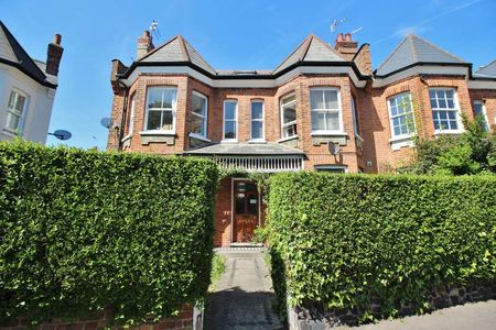 Barrington Road, Crouch End, N8 - Photo 3
