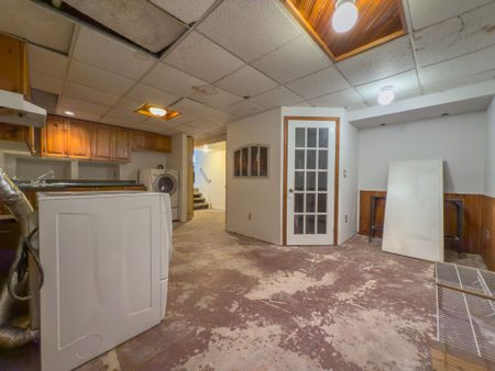 For Lease - 343 Bronte Road, Oakville, Ontario - Photo 3