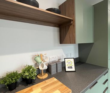 Room 2, Flat 14, Commercial Point, NG9 2NG, NOTTINGHAM - Photo 5