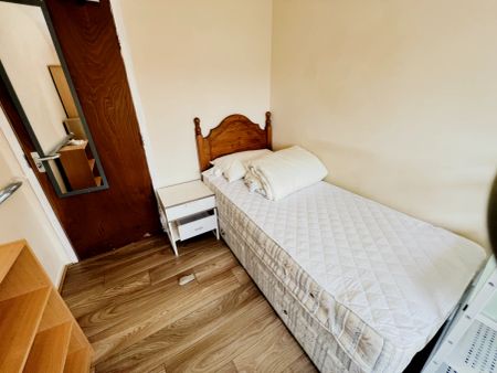 room 1 - Photo 2