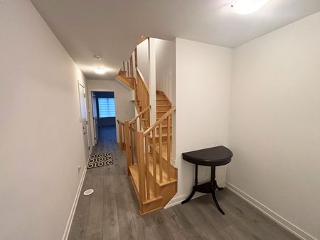 For Lease - 74 Blue Forest Crescent, Barrie, Ontario - Photo 2