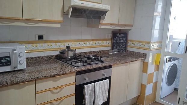 Carrer Serpis, Valencia, Valencian Community 46022 - Photo 1