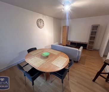 Location Appartement 2 pièces 50m² CHAMBERY 73000 - Photo 2