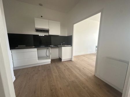 Location Appartement 2 pièces 46m² STE FOY LA GRANDE 33220 - Photo 5