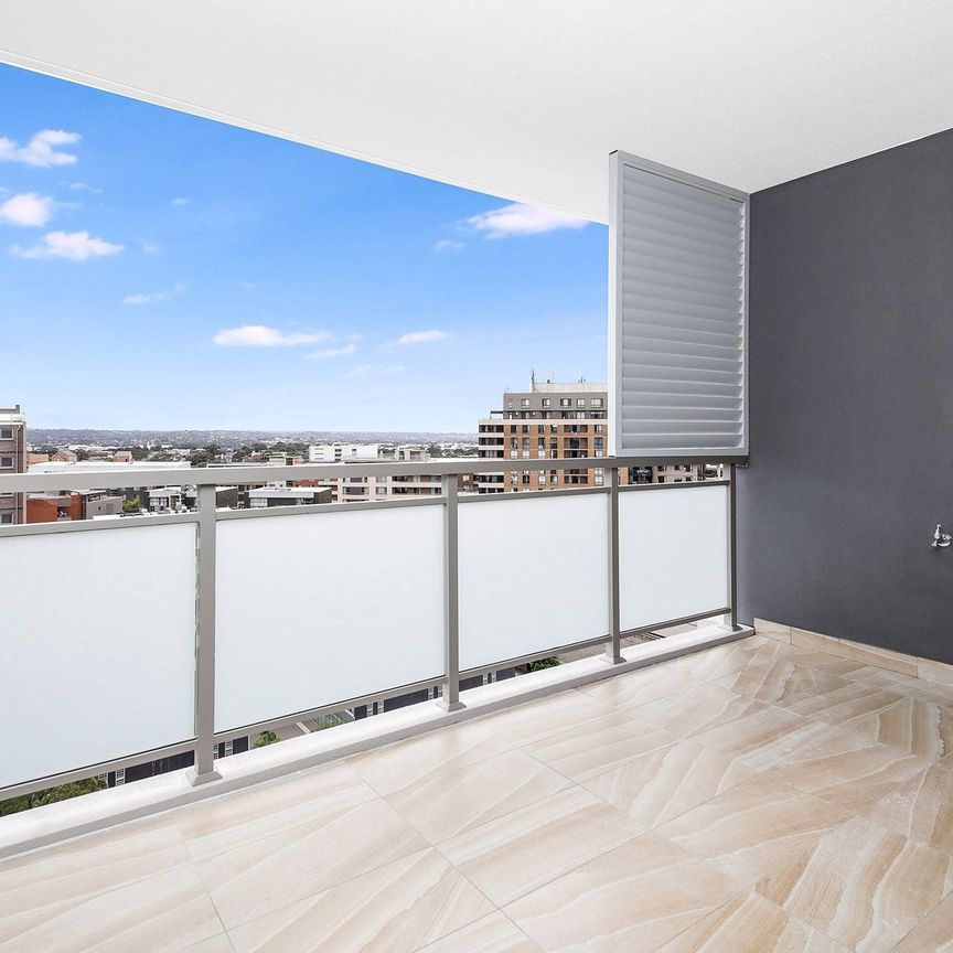 Luxury apartment located on level 1 - Photo 1