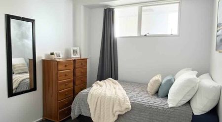 Two Bedroom Apartment in HARVARD - Photo 3