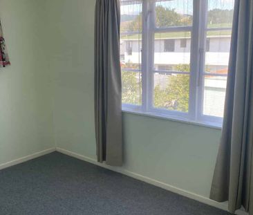 Cute two bedroom! - Photo 2