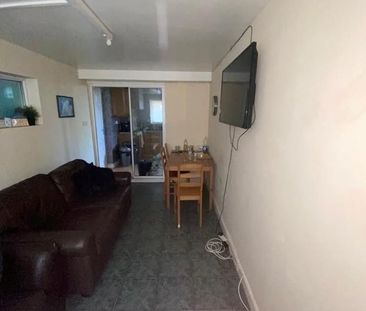Room in a Shared House, Woodlands Road, B11 - Photo 1