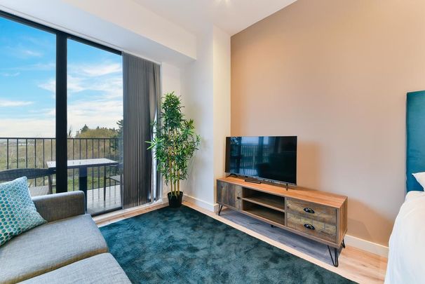 Studio to rent - Photo 1