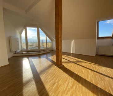 Helle Dachgeschoßwohnung mit Terrasse in Feldbach …! - Foto 2