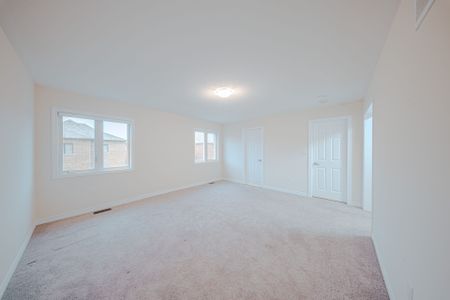 For Lease - 212 Ronald Guscott Street, Oshawa, Ontario - Photo 2