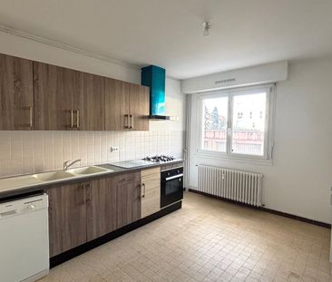 Location Appartement 3 pièces 77m² - Photo 4