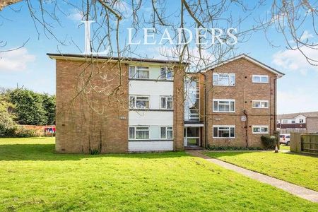 Castle Close, Reigate, RH2 - Photo 5