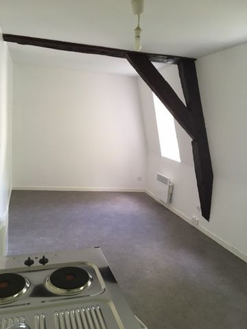 Location Appartement 1 pièce 17m² - Photo 5