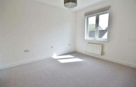 Old Woking, Woking, GU22 - Photo 5