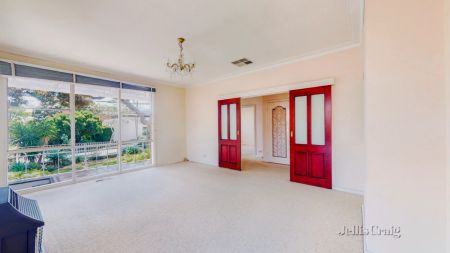 3 Bed, 2 Bath - Photo 2