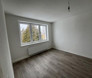 Erstbezug nach Sanierung: herrliche 3-Raum-Wohnung im 2. OG - Photo 1