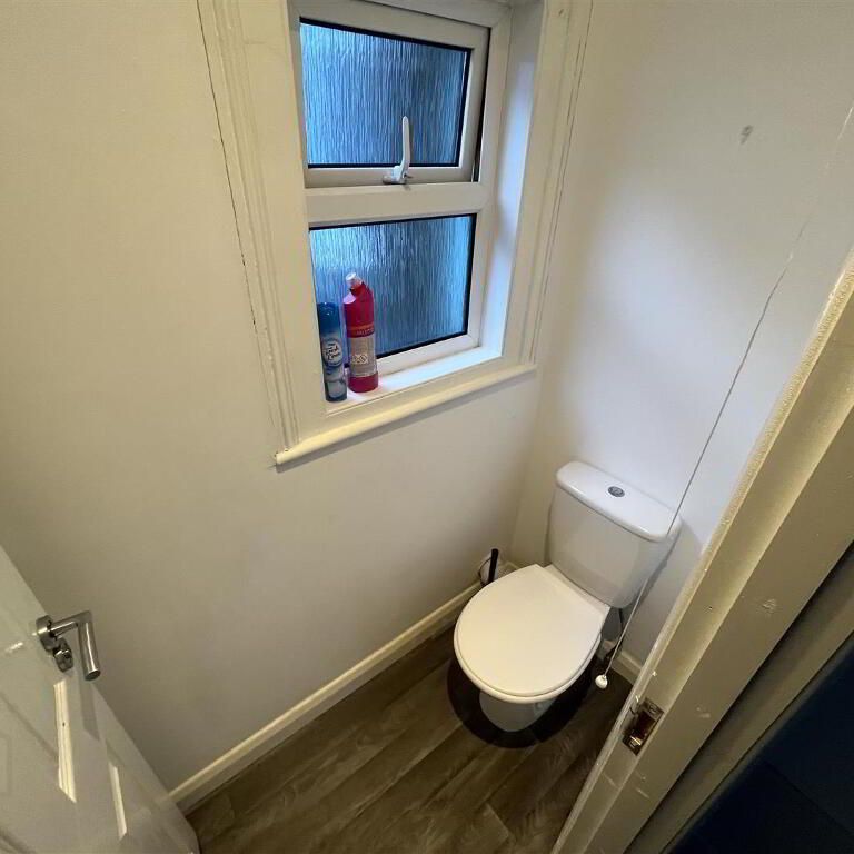 21a Clandeboye Road, Bangor, BT20 3LB - Photo 1