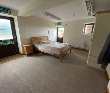 1 bedroom detached house to rent - Photo 2