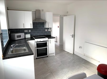 Room in a Shared House, Cannon Hill Road, CV4 - Photo 2