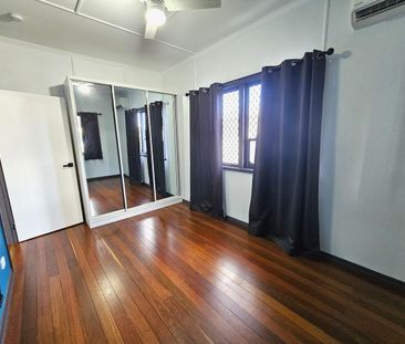 Charming Cottage-Style Home with Modern Upgrades in Avenell Heights - Photo 4