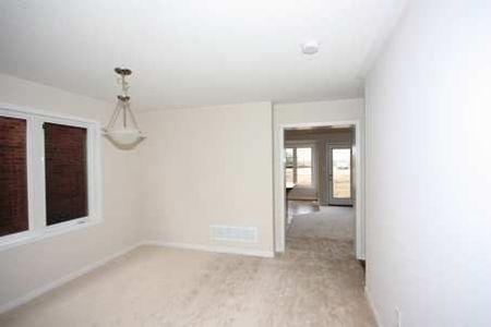 For Lease - 4 Apple Valley Way Unit# Main, Brampton, Ontario - Photo 2