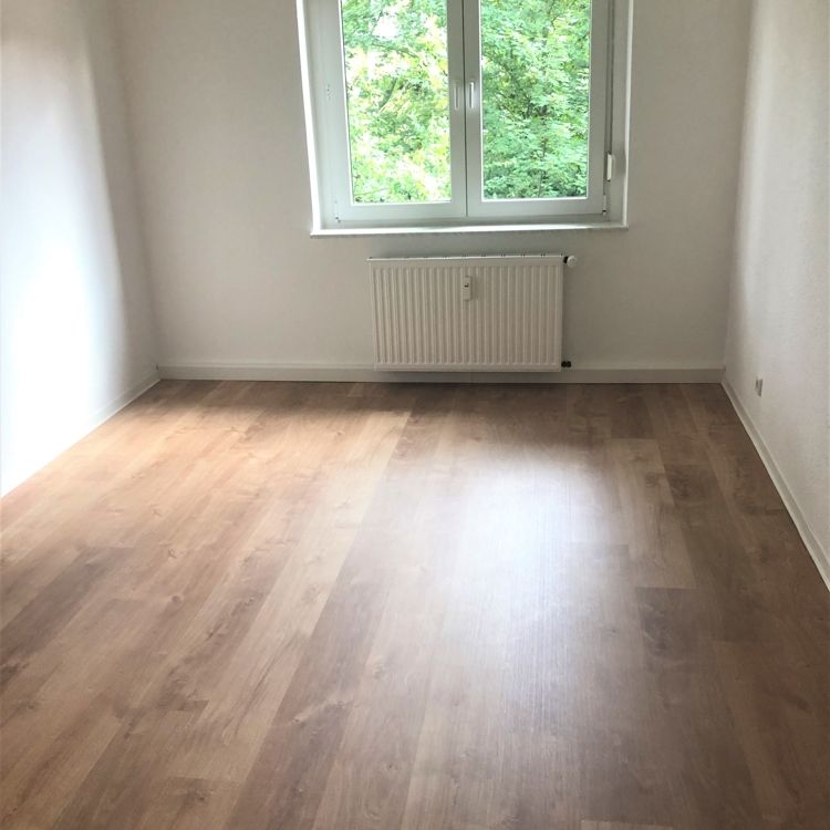 In Sanierung! 3-Zimmer-Wohnung für die kleine Familie - Photo 1