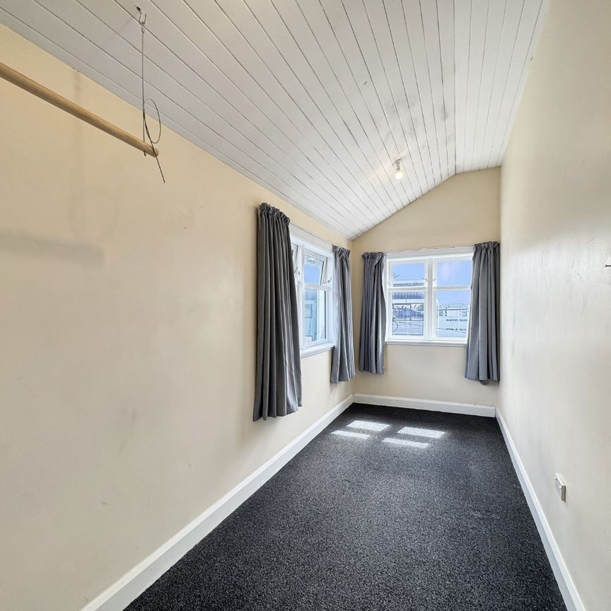 Welcome to Hankey Street - Photo 1