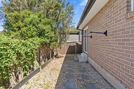 Two-bedroom Granny flat with Air conditioning - Photo 3