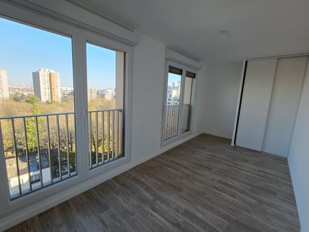 location Appartement T3 DE 68.7m² À BOBIGNY - Photo 2