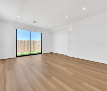 51 Sloop Street, Tarneit, Vic 3029 - Photo 5