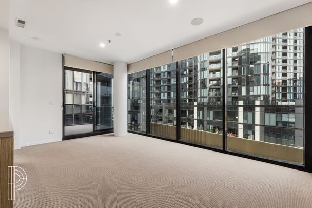 Modern 2-bedroom apartment at Dusk - Photo 1