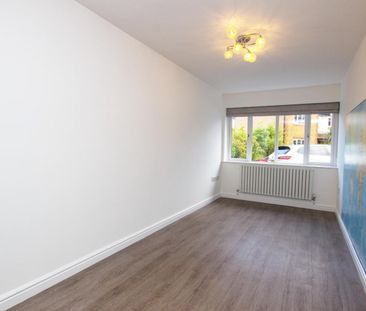 4 bedroom House To Let Total Size: 1716 SQ FT - Photo 3