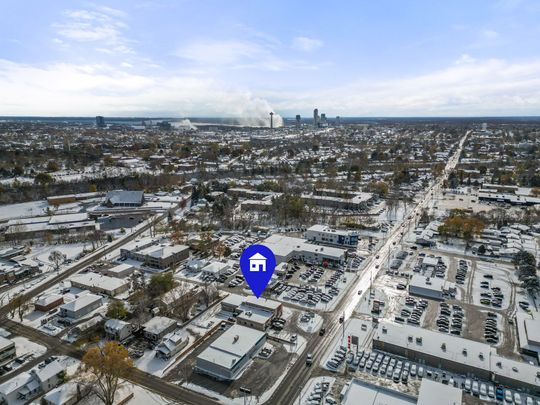 For Lease - 4444 DRUMMOND Road Unit# 1, Niagara Falls, Ontario - Photo 1