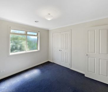 8 Domain Gardens, Sebastopol - Photo 1