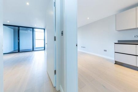 Spacious modern 1 bedroom apartment in Crouch End - Photo 4