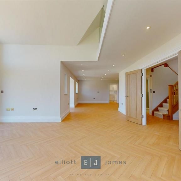 2 bedroom detached bungalow to rent - Photo 1