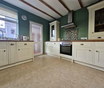 3 bedroom terraced house to rent - Photo 6