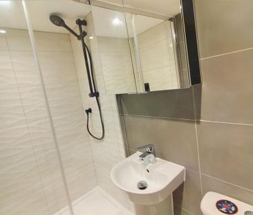 3 bedroom terraced house to rent - Photo 5