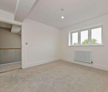 Beacons Field, Cheddington, LU7 - Photo 4